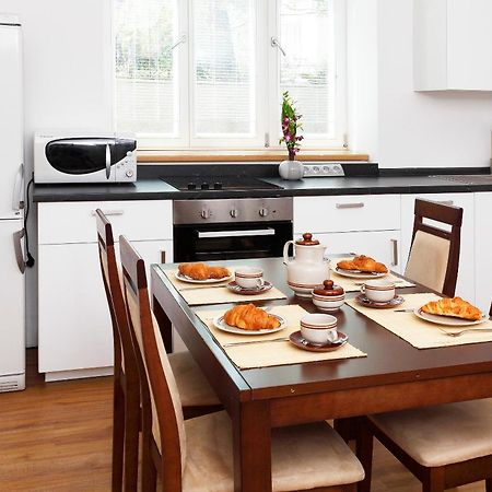 Villa Z - Apartment With Private Parking Брно Екстер'єр фото
