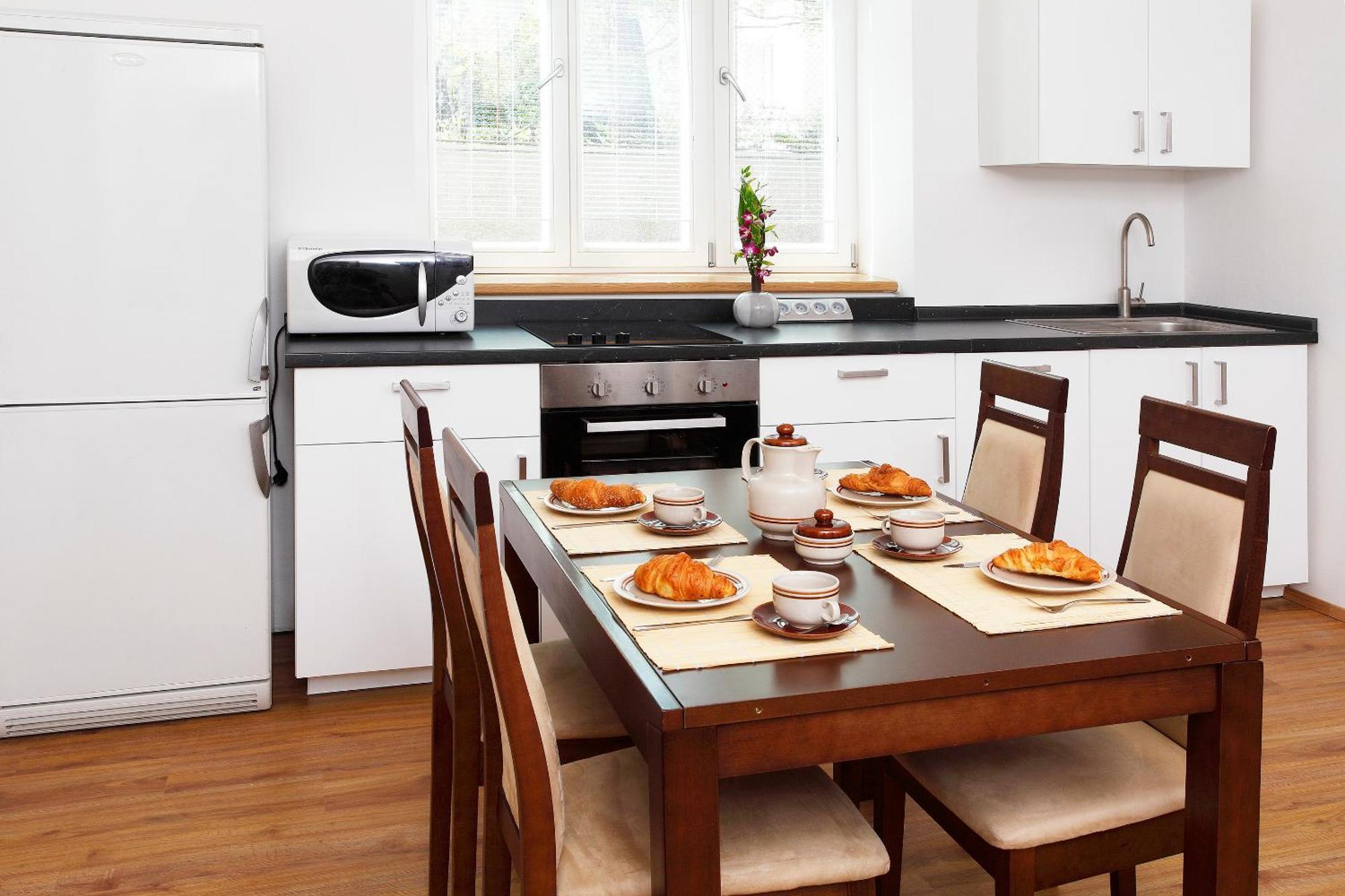 Villa Z - Apartment With Private Parking Брно Екстер'єр фото
